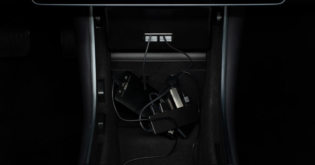 The Ultimate Tesla USB Drive Solution 8 Jeda Hub Before