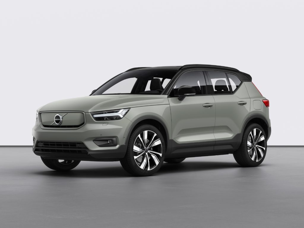 Volvo XC40 Recharge Front Side Green