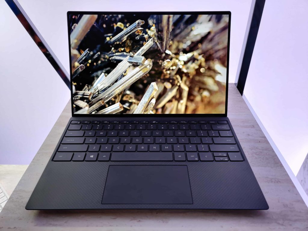 CES 2020 Dell XPS 13 Front