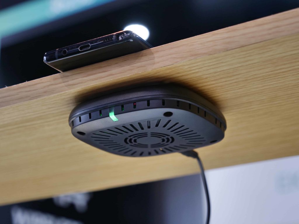CES 2020 EKR Wireless Charger