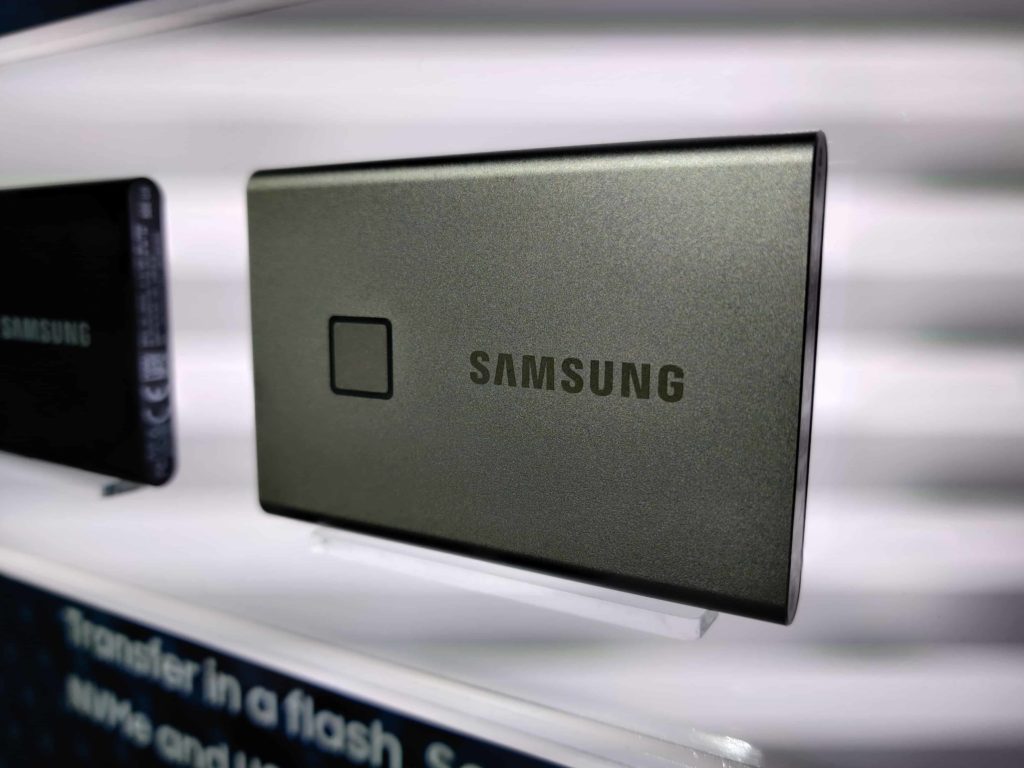 CES 2020: All The Latest Computer Tech! 12 CES 2020 Samsung T7 Touch